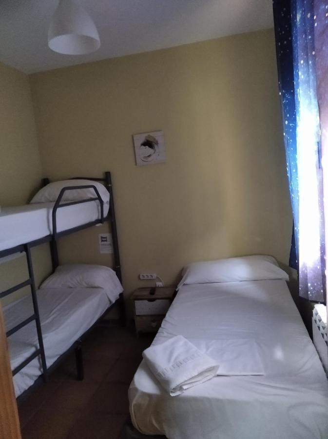 Albergue Santa Barbara 알리아가 외부 사진