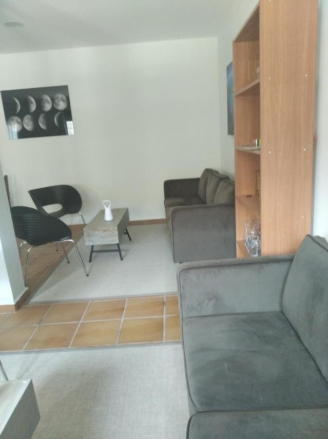 Albergue Santa Barbara 알리아가 외부 사진