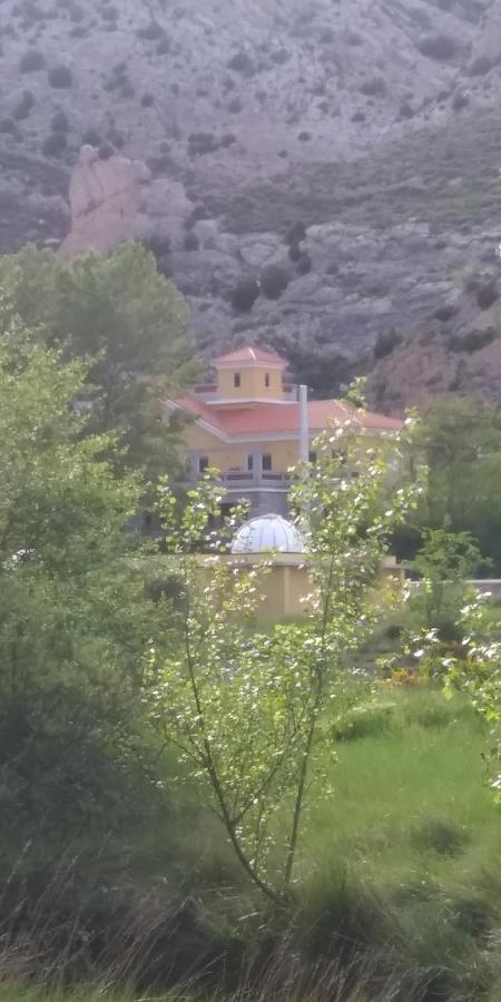 Albergue Santa Barbara 알리아가 외부 사진