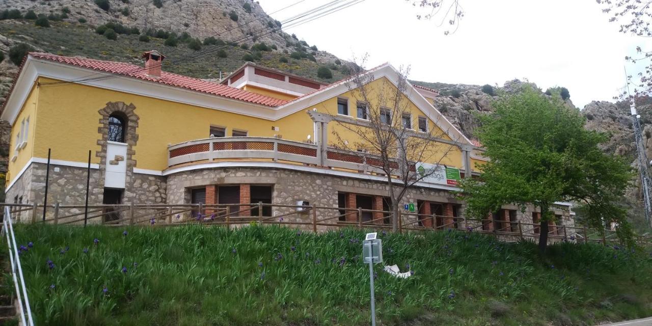 Albergue Santa Barbara 알리아가 외부 사진